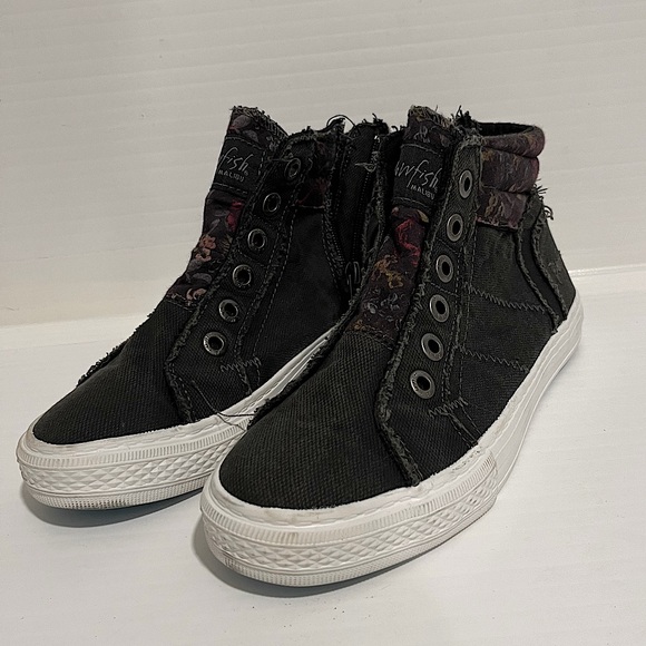 Blowfish Malibu Kailyn Kora High-MidTop Sneakers Black Sun Canvas/ Floral Size 7 - Picture 3 of 10